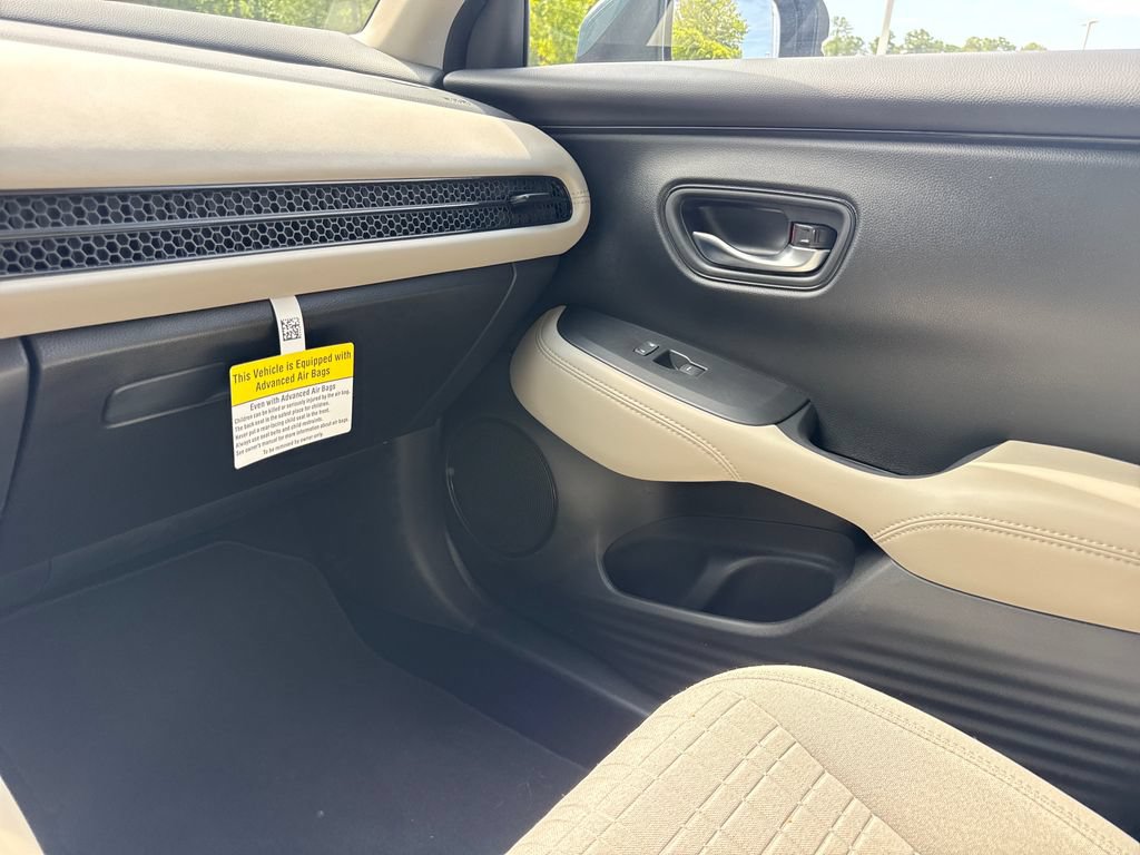 Certified 2026 Honda HR-V LX image 18