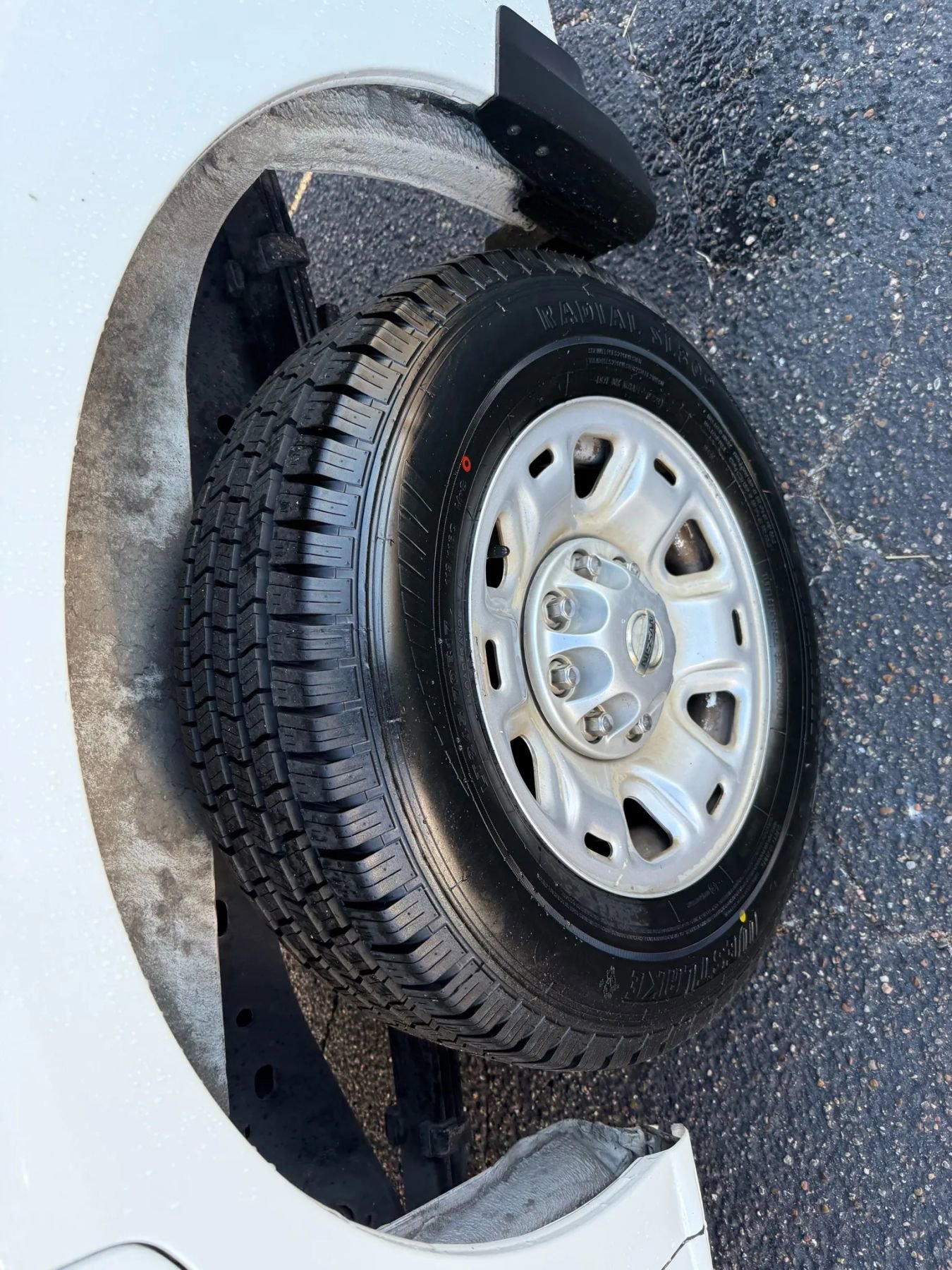 Used 2018 Nissan NV 2500 SV image 8