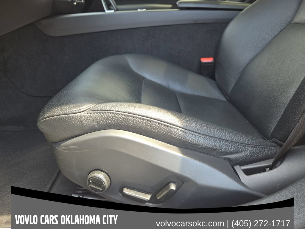 Used 2024 Volvo S60 B5 Plus w/ Protection Package Premier FWD image 19