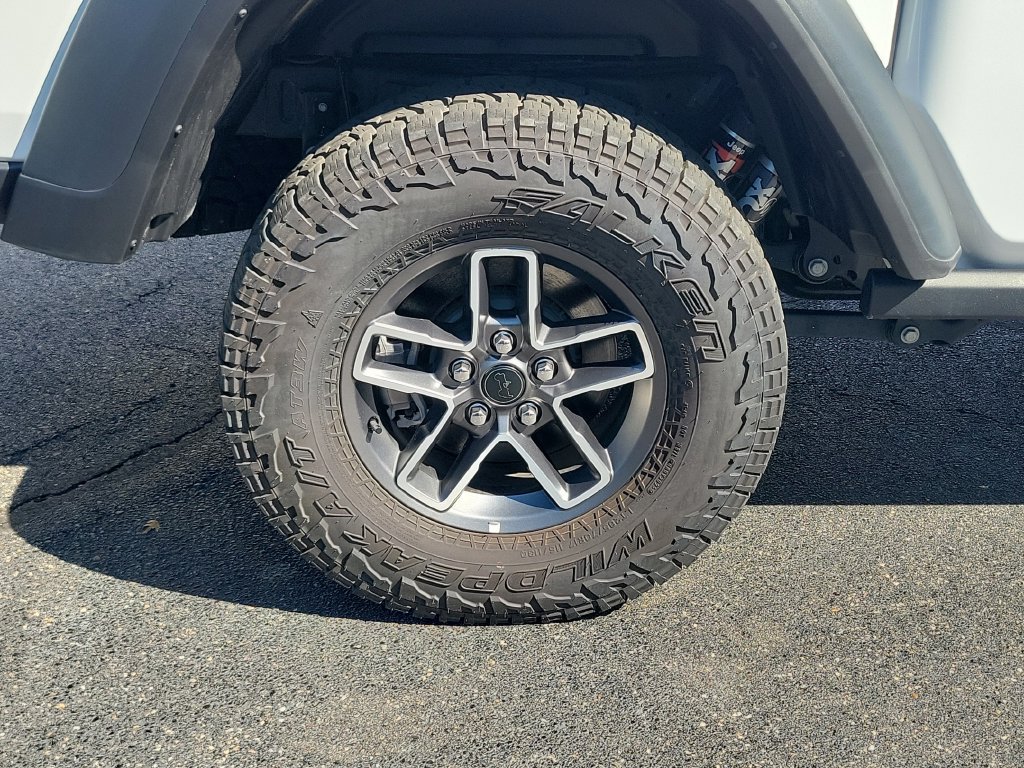 Used 2026 Jeep Gladiator Mojave AWD/4WD image 7