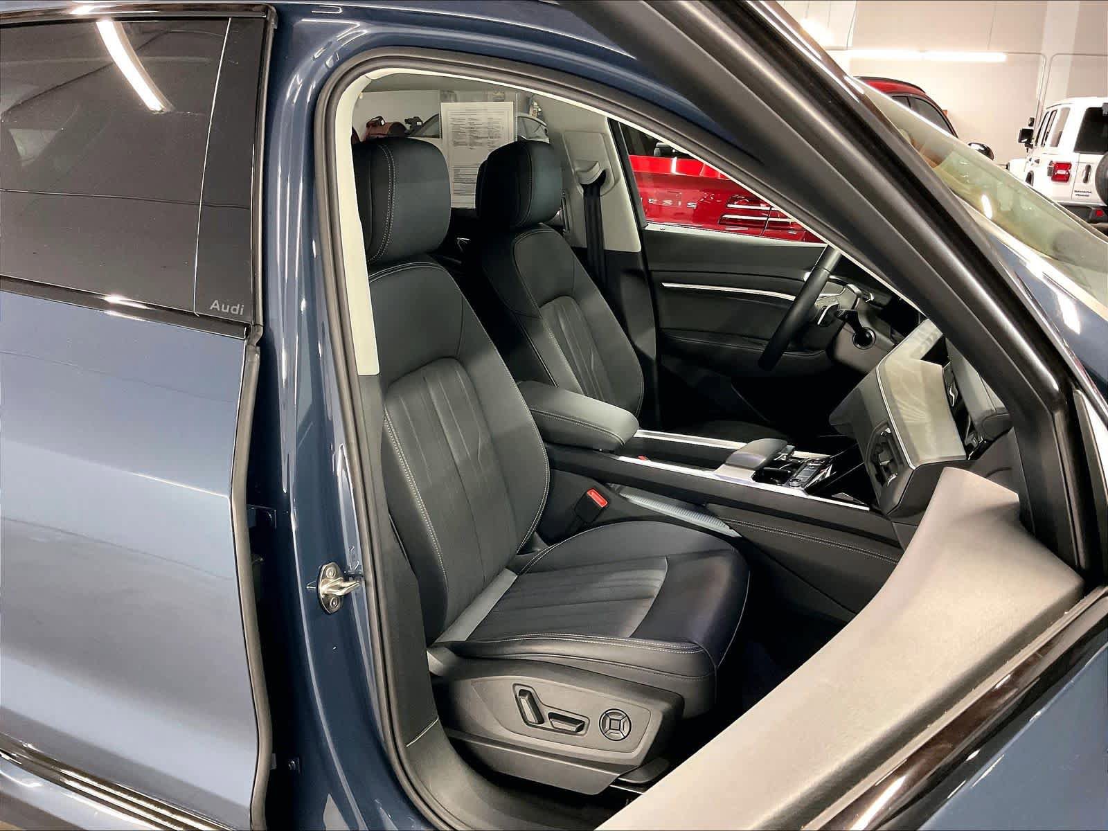 Certified 2024 Audi Q8 e-tron Premium Plus AWD/4WD image 9