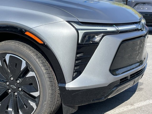 New 2025 Chevrolet Blazer EV RS image 9