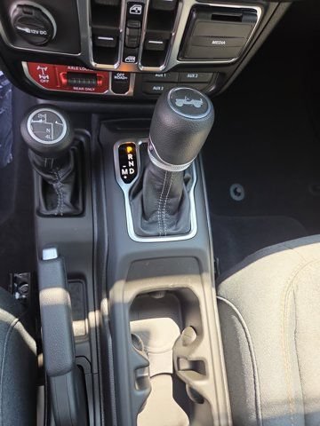 Used 2026 Jeep Wrangler Unlimited Sport AWD/4WD image 9