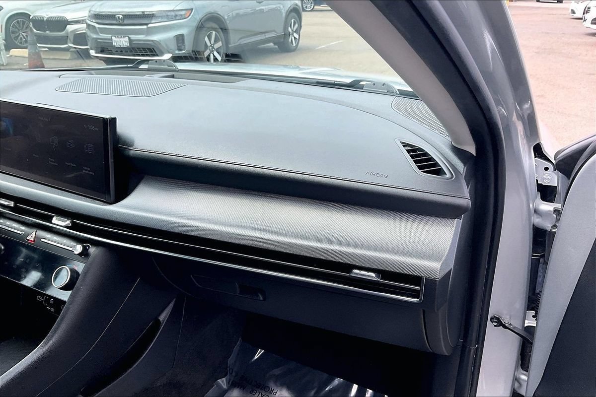 Used 2025 Hyundai Sonata SEL FWD image 21