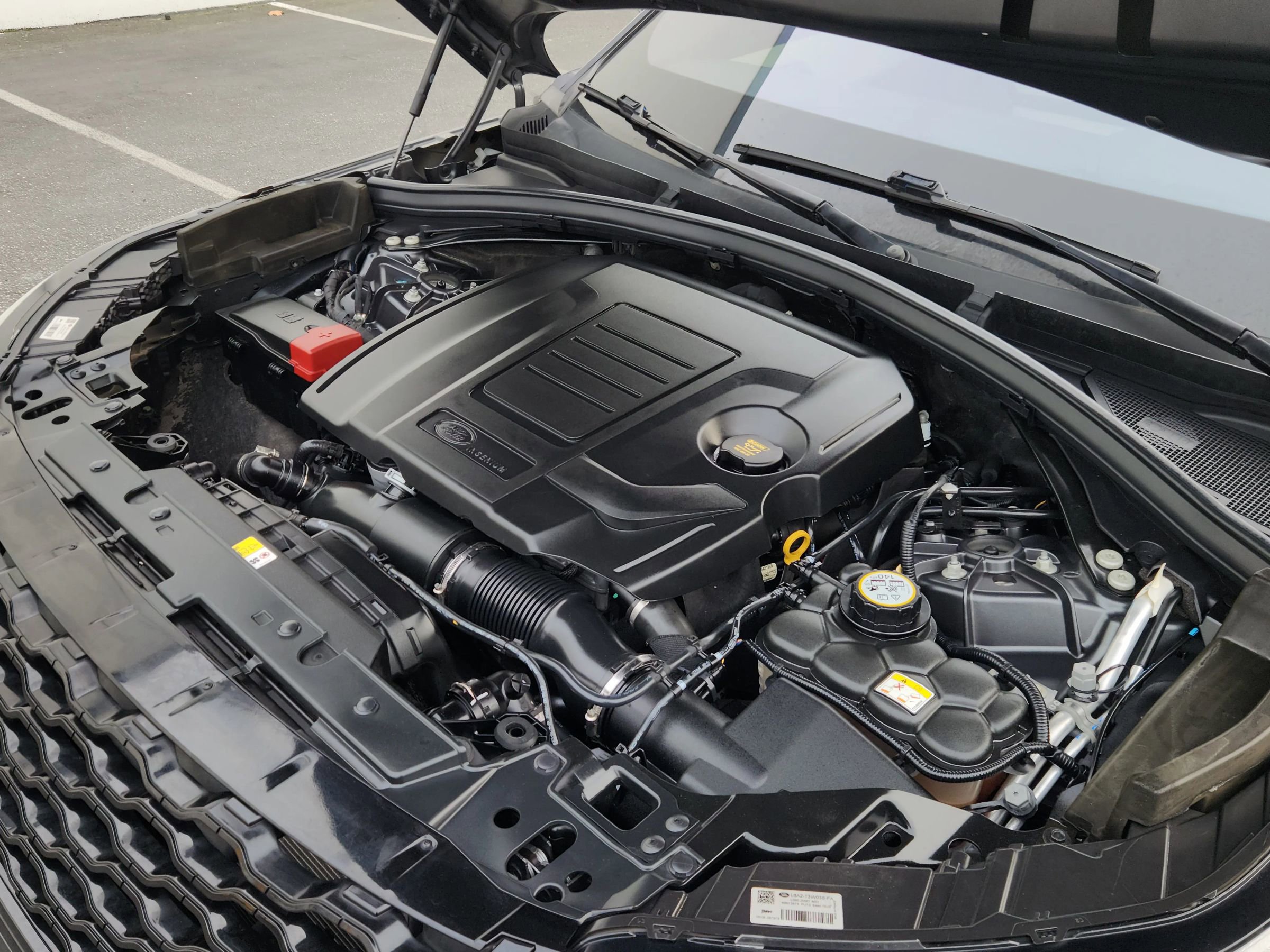 Used 2020 Land Rover Range Rover Velar R-Dynamic S image 24