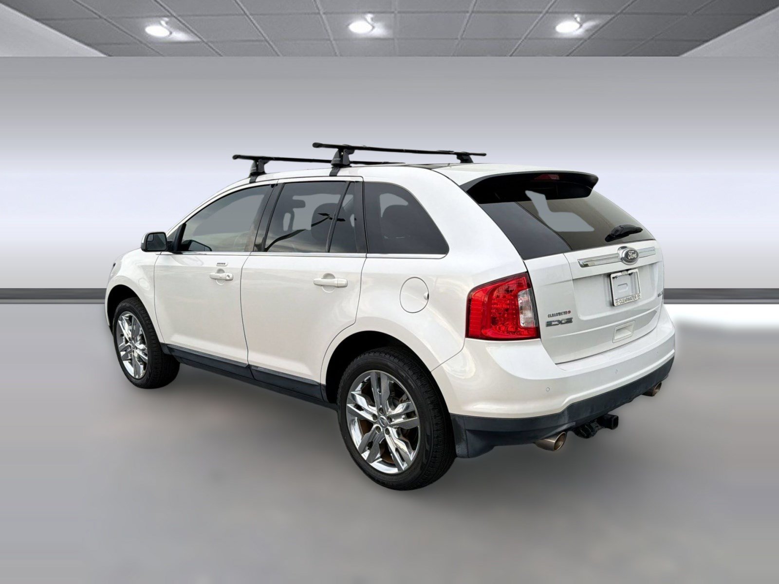 Used 2014 Ford Edge Limited w/ Equipment Group 301A FWD image 3