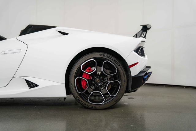 Used 2019 Lamborghini Huracan LP 580-2 RWD image 13