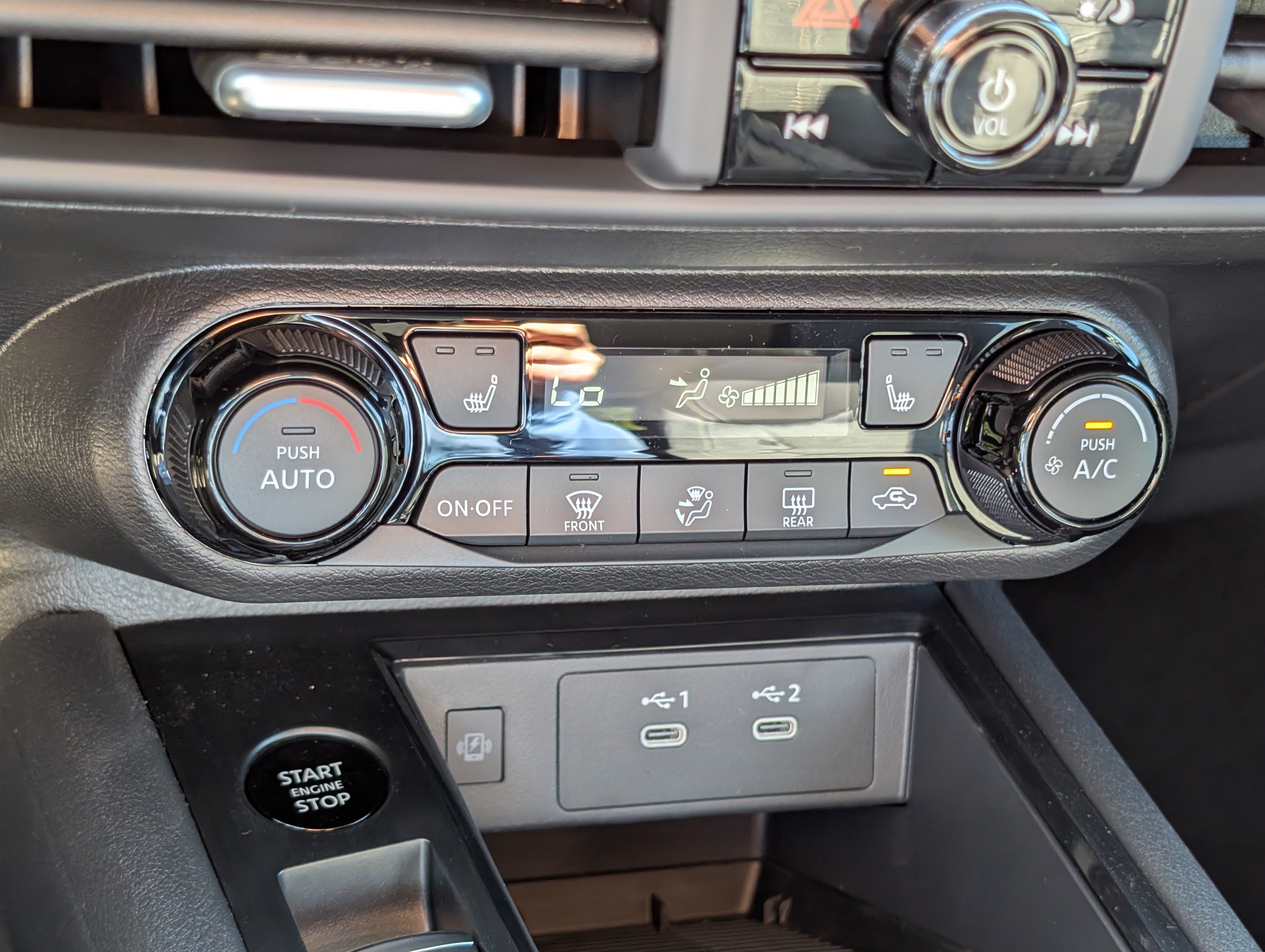 New 2027 Nissan Kicks SV AWD/4WD image 20