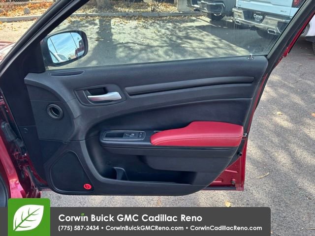 Used 2013 Chrysler 300 S w/ Luxury Group image 32