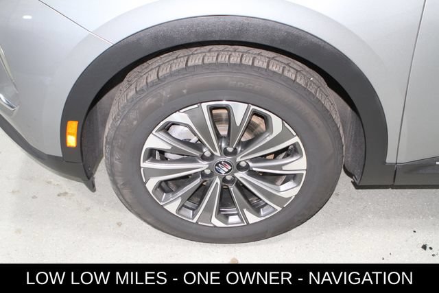 Used 2024 Buick Envision Preferred AWD/4WD image 12