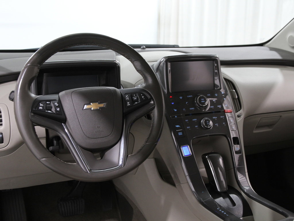 Used 2015 Chevrolet Volt Premium w/ Premium Trim Package image 7