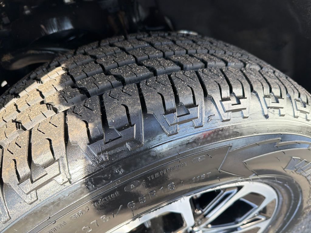 Used 2024 Ford Expedition Max XLT AWD/4WD image 27