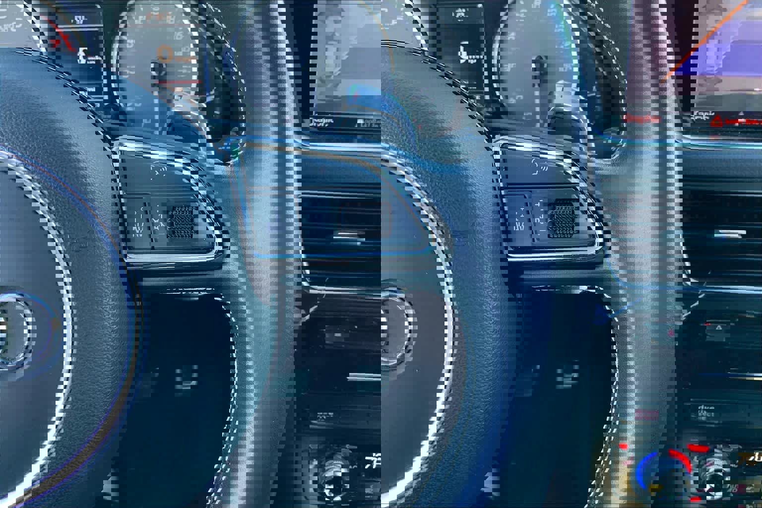 Used 2014 Audi SQ5 Prestige w/ Prestige Package image 23