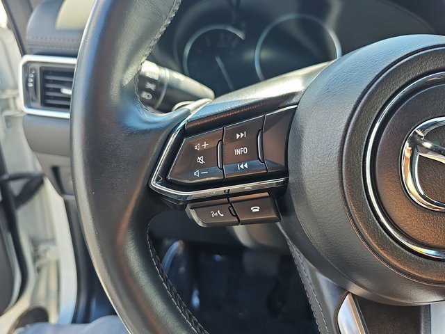 Used 2022 MAZDA CX-5 Signature image 17