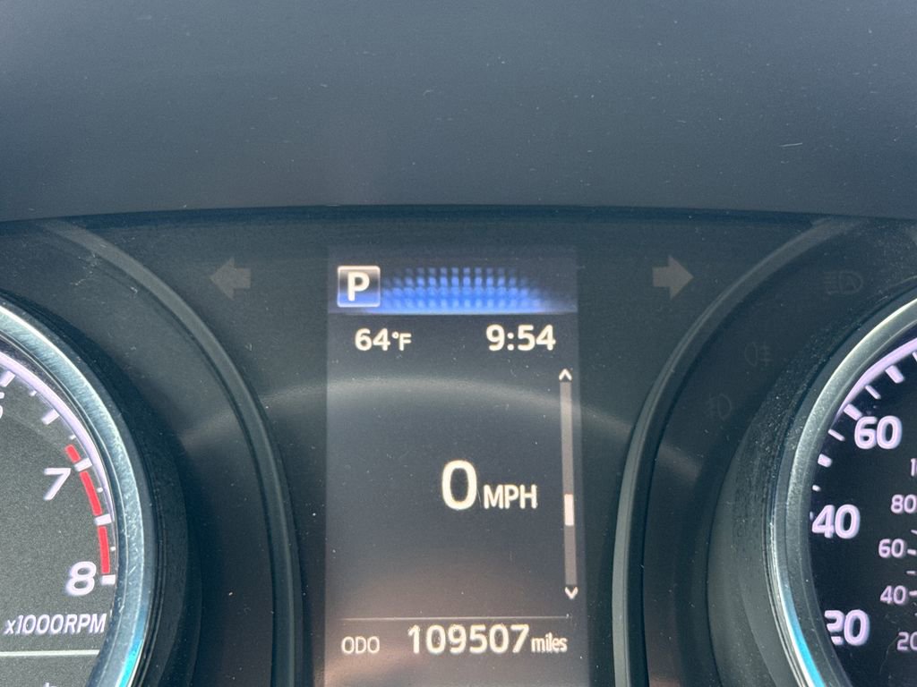 Used 2019 Toyota Camry SE image 16