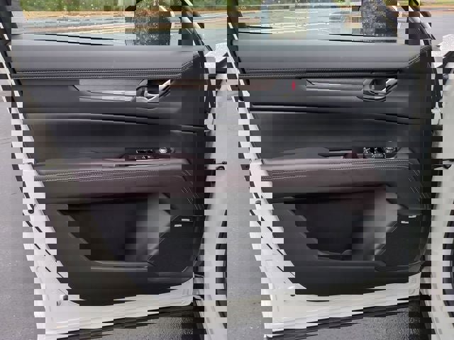 New 2025 MAZDA CX-5 Signature image 28