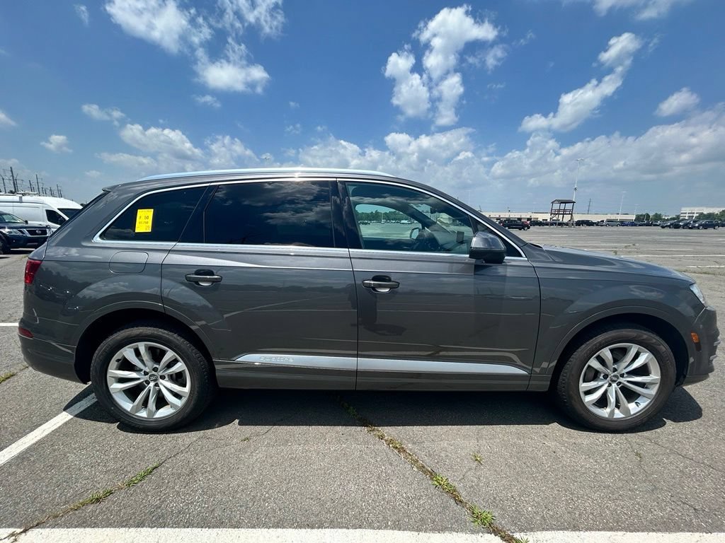 Used 2019 Audi Q7 3.0T Premium AWD/4WD image 6