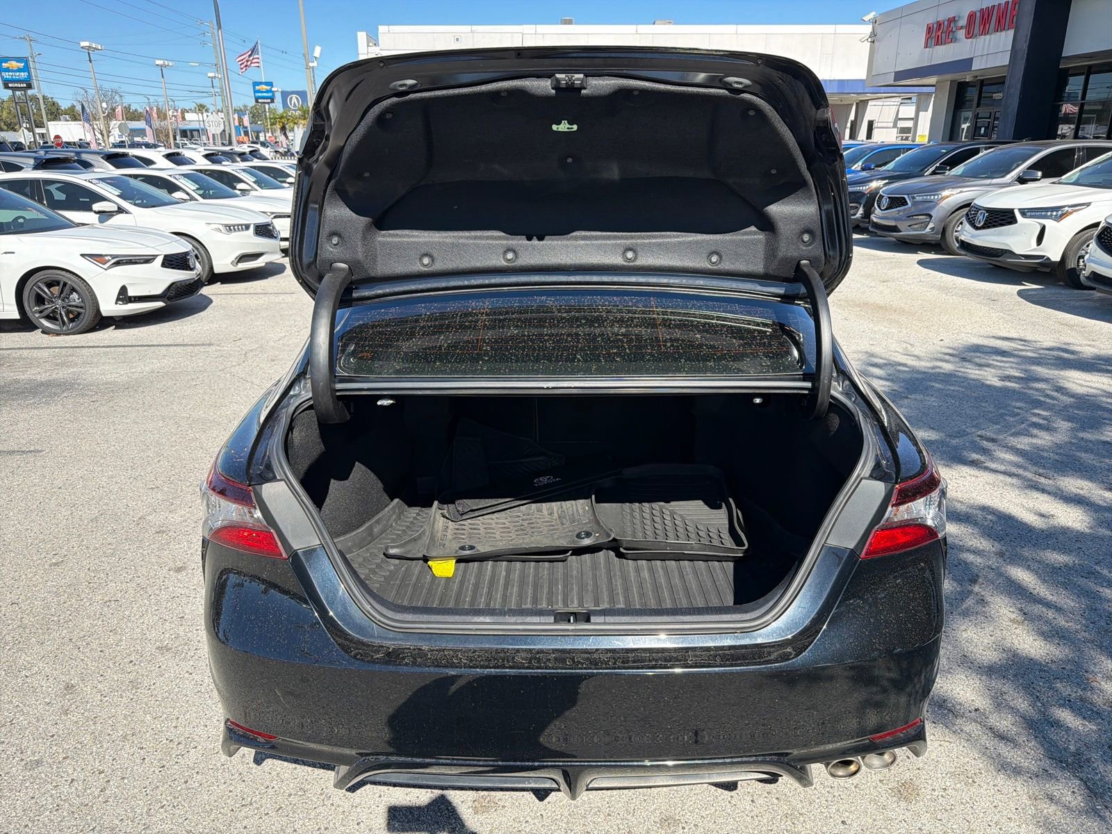 Used 2021 Toyota Camry SE w/ Convenience Package image 23