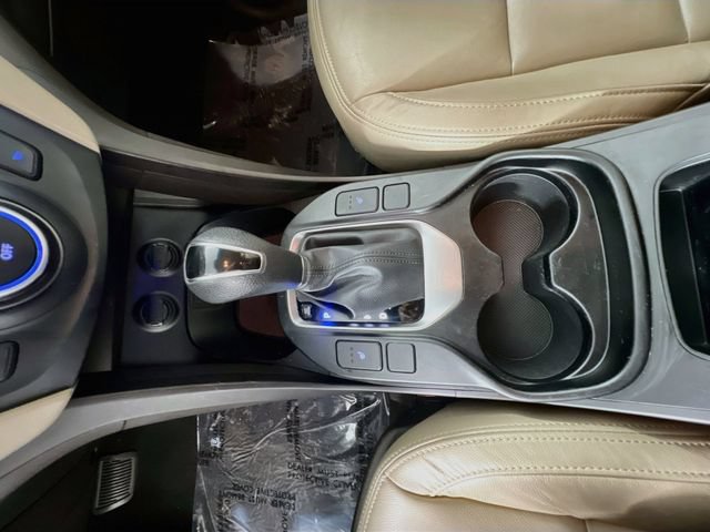 Used 2018 Hyundai Santa Fe Sport w/ 2.4L Value Package 02 FWD image 25