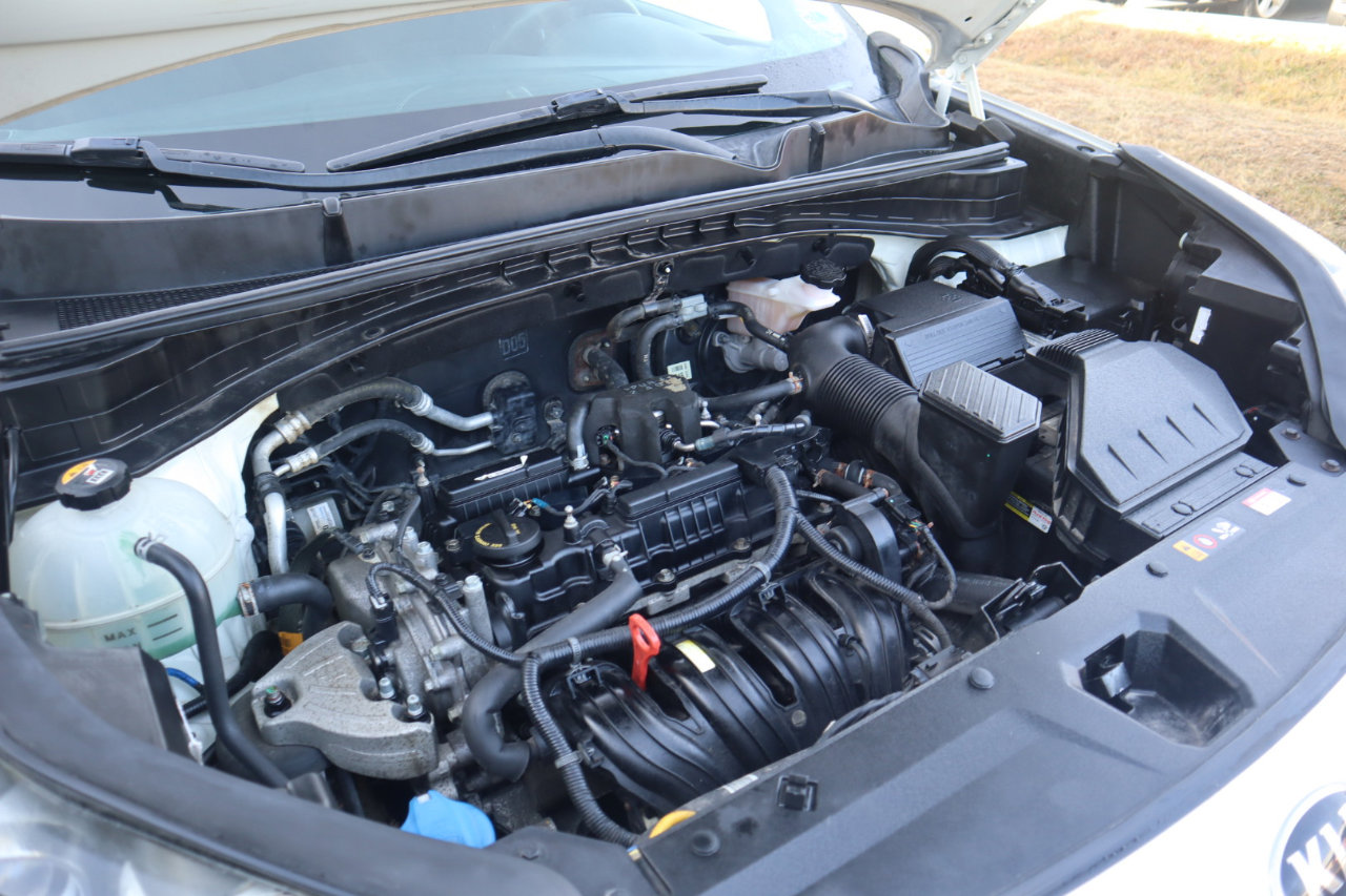 Used 2019 Kia Sportage LX image 30