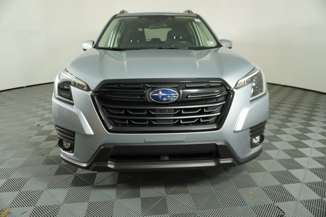 Certified 2024 Subaru Forester Premium AWD/4WD image 2
