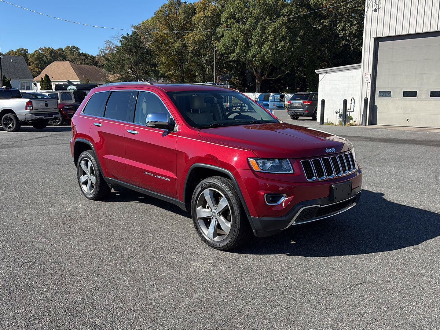Used 2015 Jeep Grand Cherokee Limited AWD/4WD image 8