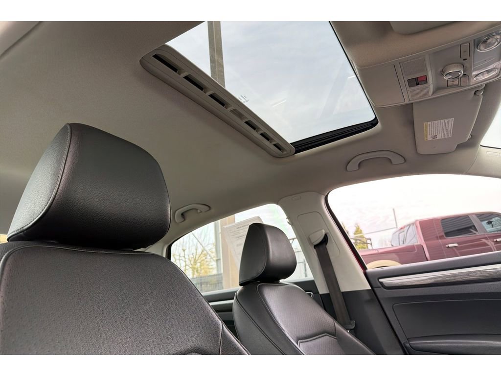 Used 2017 Volkswagen Passat 1.8T SE w/ SE Lighting Package image 18