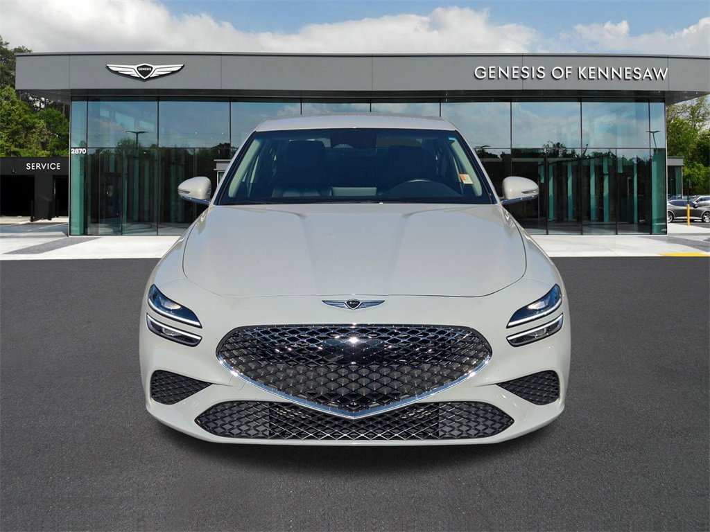 Used 2025 Genesis G70 2.5T image 2