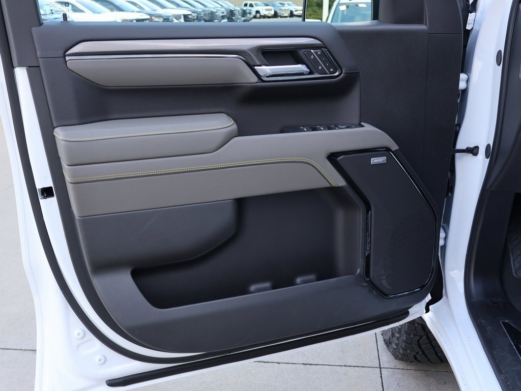 New 2026 Chevrolet Silverado 1500 ZR2 w/ Dark Appearance Package image 11