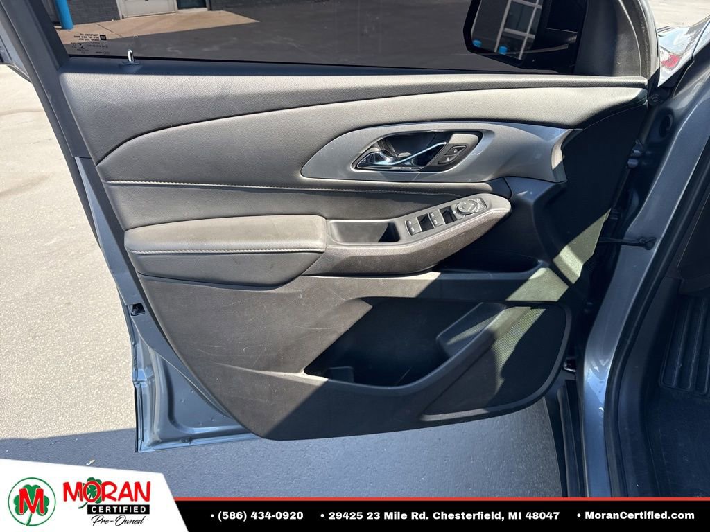 Used 2021 Chevrolet Traverse LS w/ LPO, Floor Liner Package AWD/4WD image 10