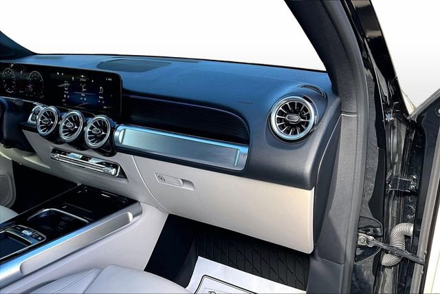 Used 2026 Mercedes-Benz GLB 250 4MATIC image 29