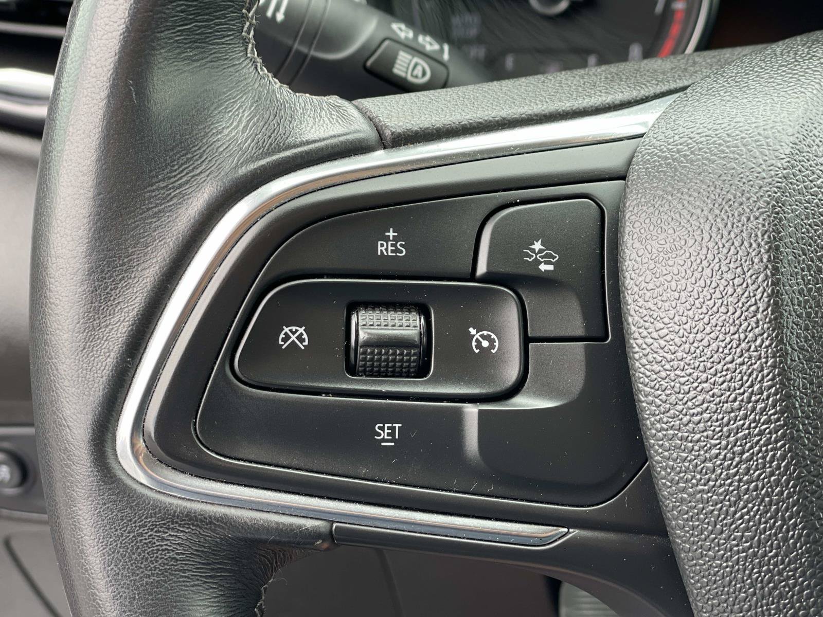 Used 2021 Buick Encore GX Preferred FWD image 11