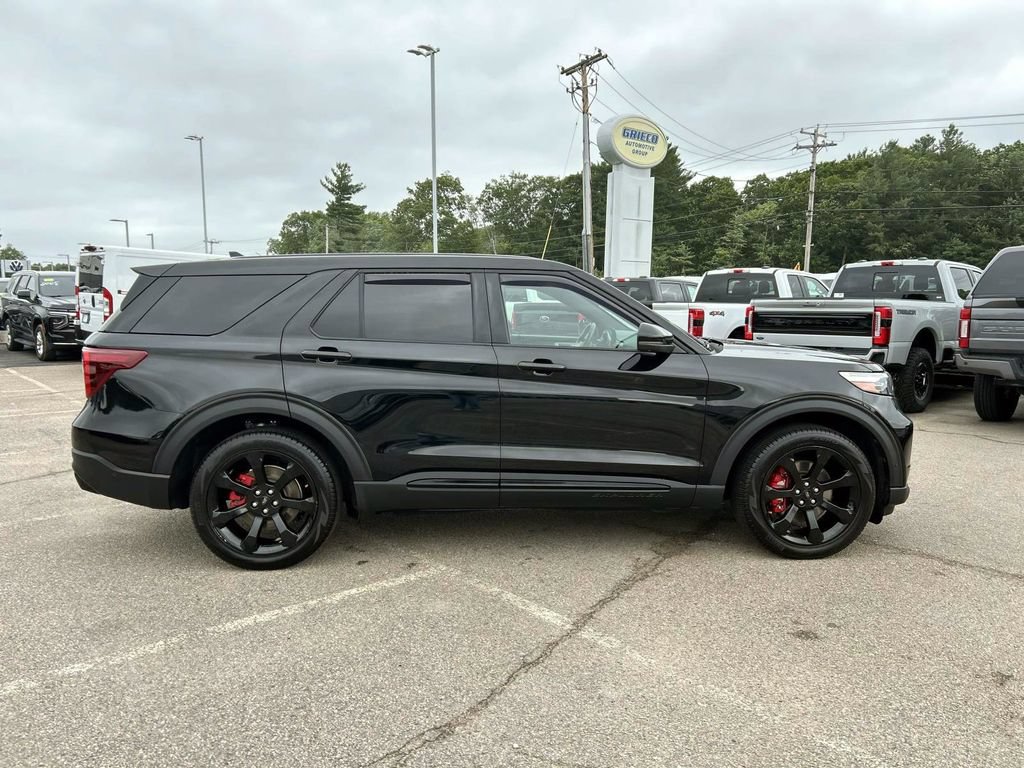 Used 2021 Ford Explorer ST w/ Equipment Group 401A AWD/4WD image 2