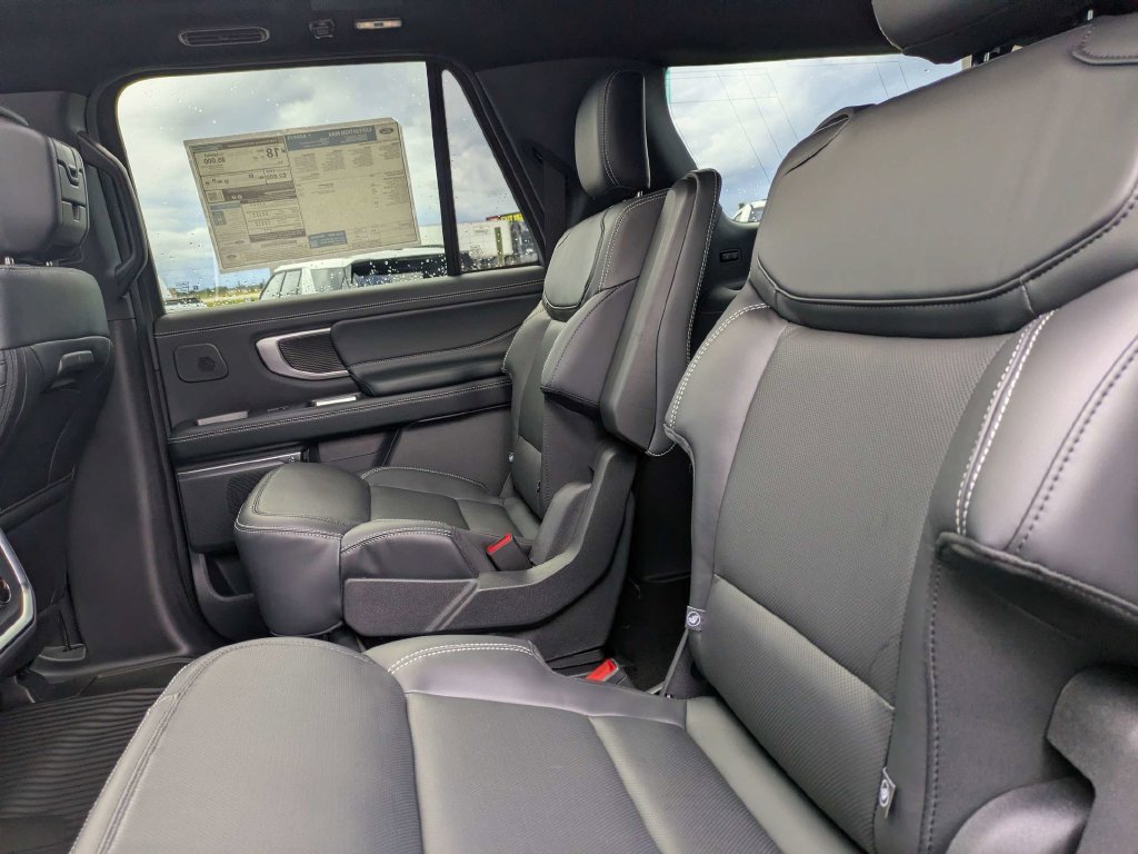 New 2027 Ford Expedition Max Platinum w/ Stealth Appearance Package AWD/4WD image 17