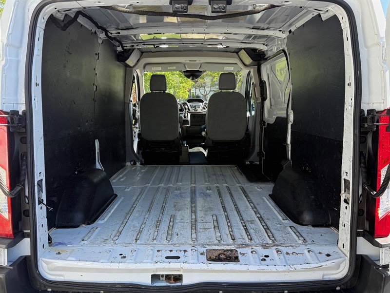 Used 2018 Ford Transit 150 130 Low Roof RWD image 21