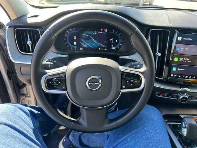 Used 2025 Volvo XC60 B5 Plus image 35