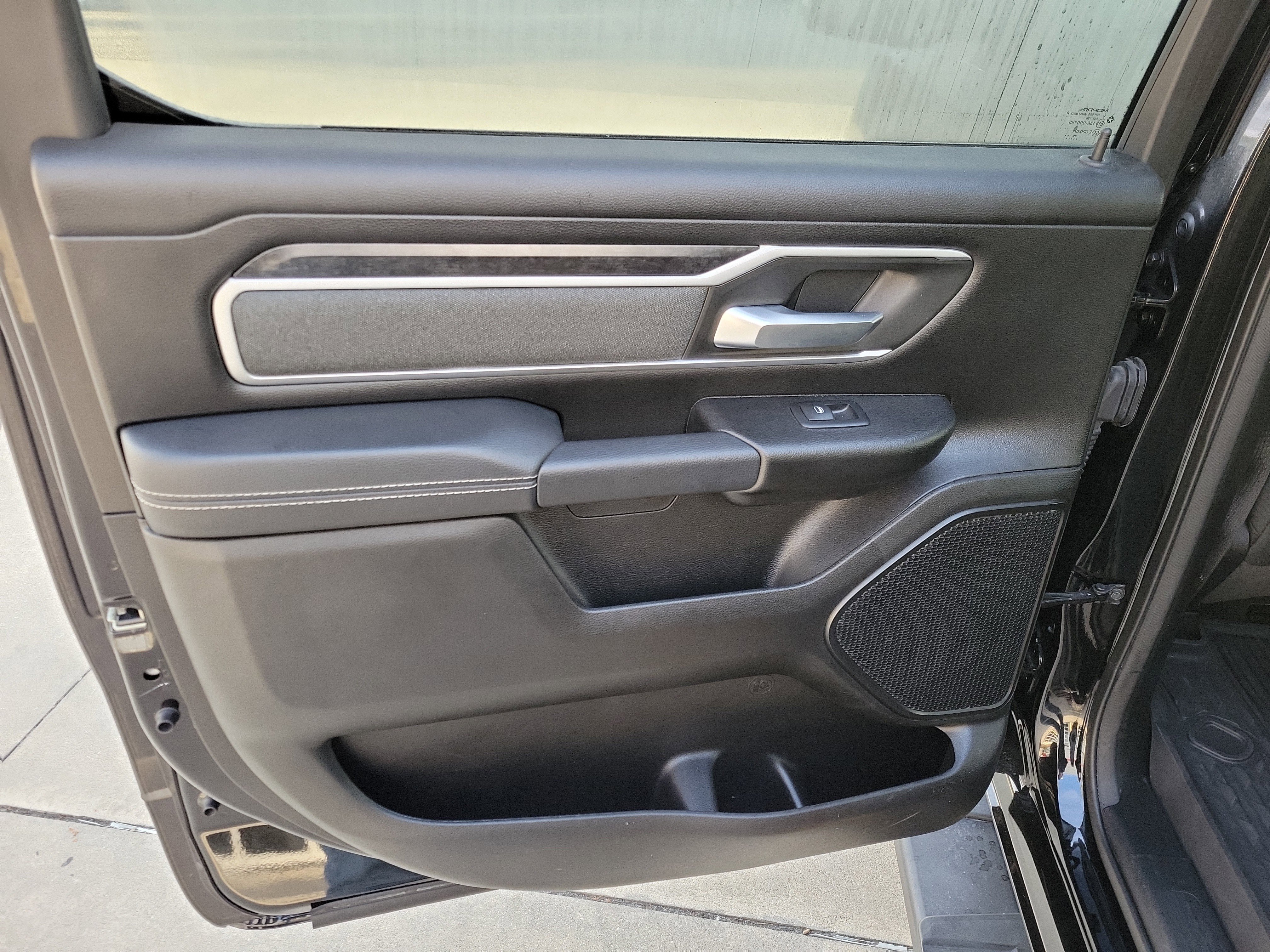 Used 2022 RAM 1500 Big Horn image 25