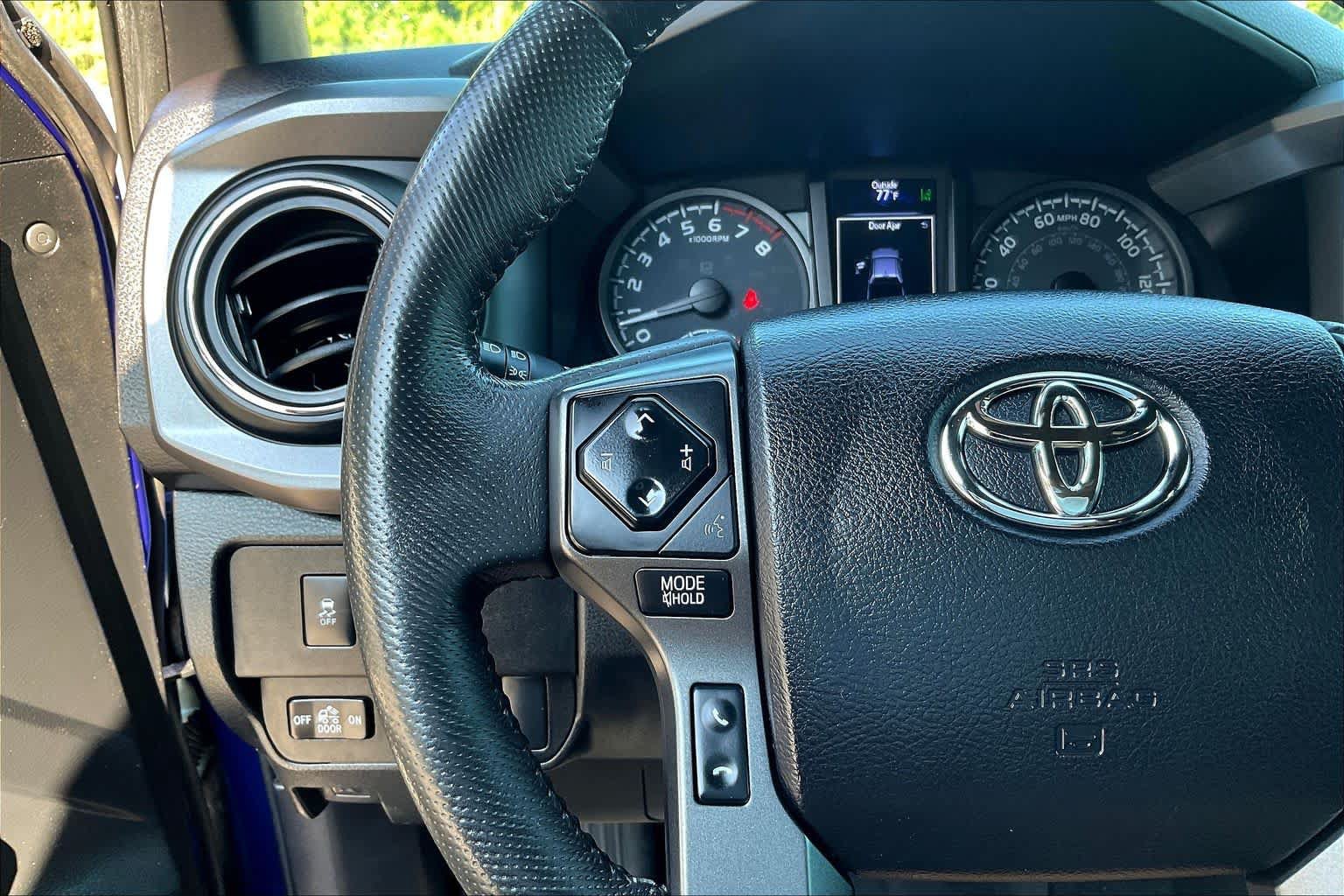 Used 2022 Toyota Tacoma TRD Off-Road w/ Technology Package RWD image 23