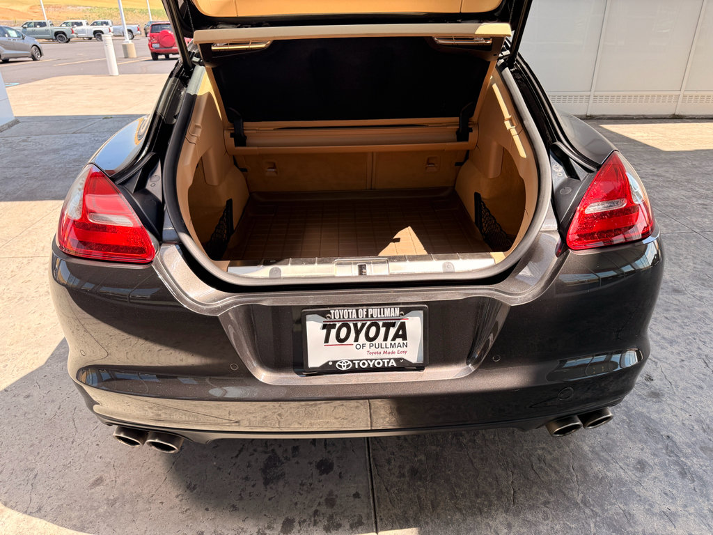 Used 2011 Porsche Panamera S RWD image 8