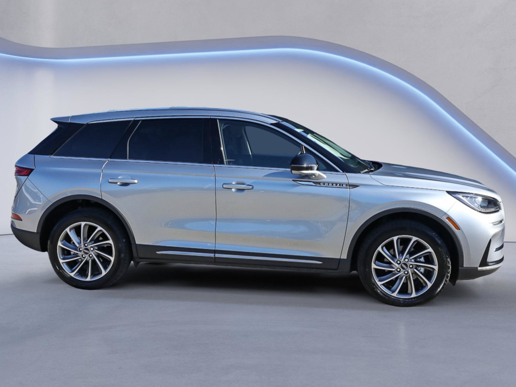 Certified 2024 Lincoln Corsair AWD w/ Equipment Group 101A image 9