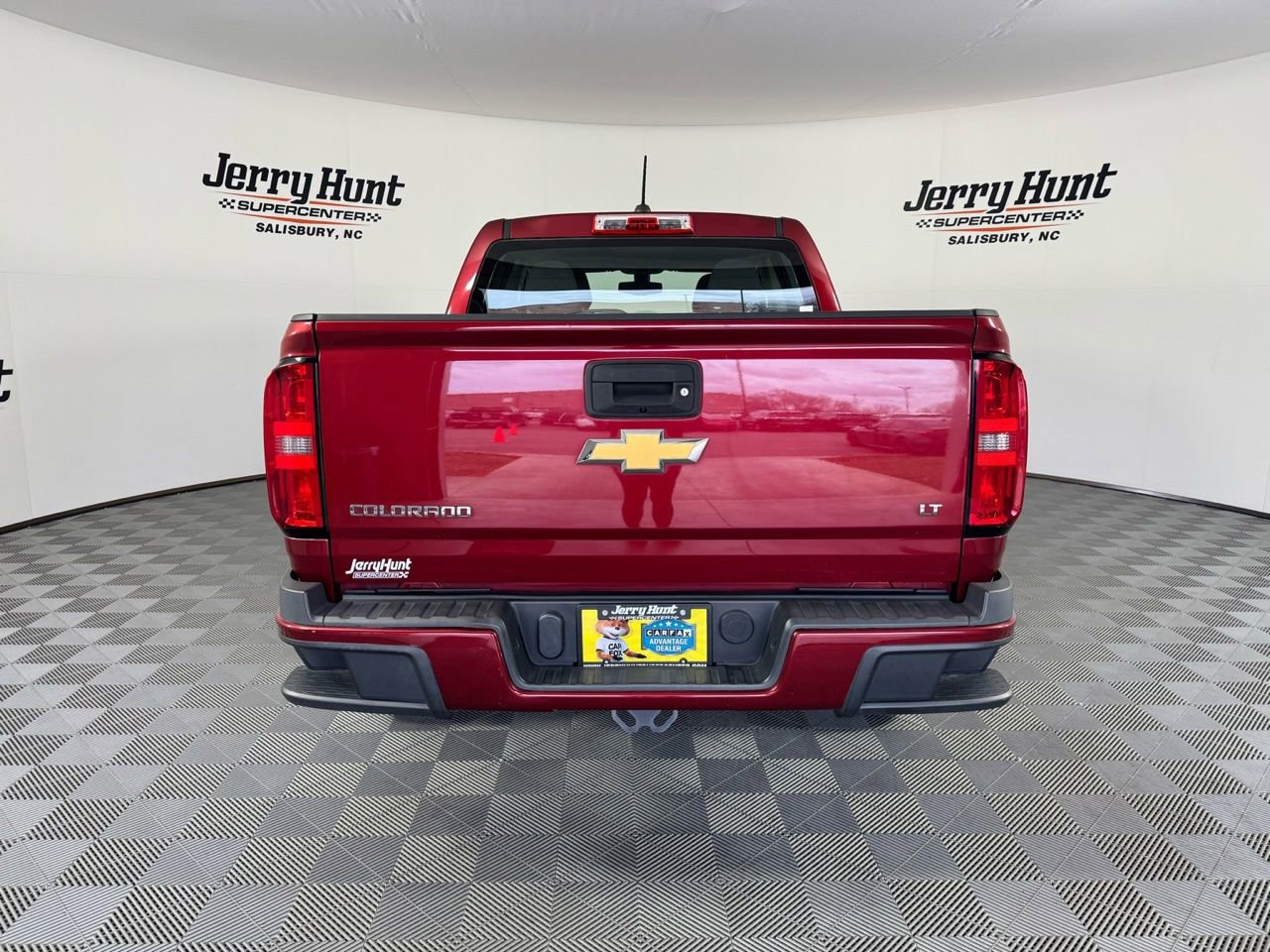 Used 2017 Chevrolet Colorado LT w/ LT Convenience Package image 9