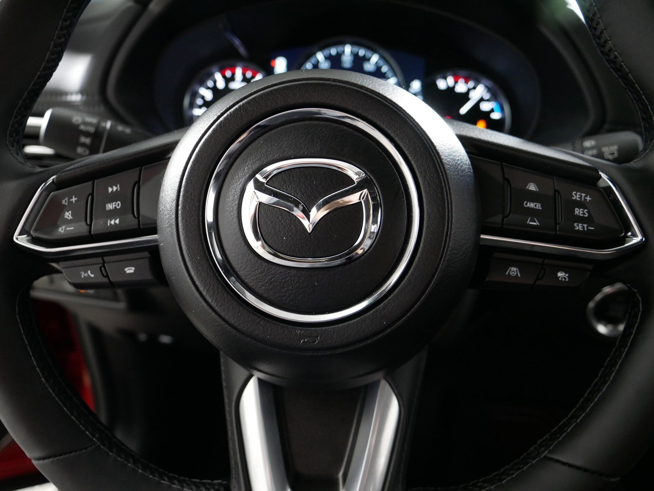 Used 2025 MAZDA CX-5 Signature AWD/4WD image 25