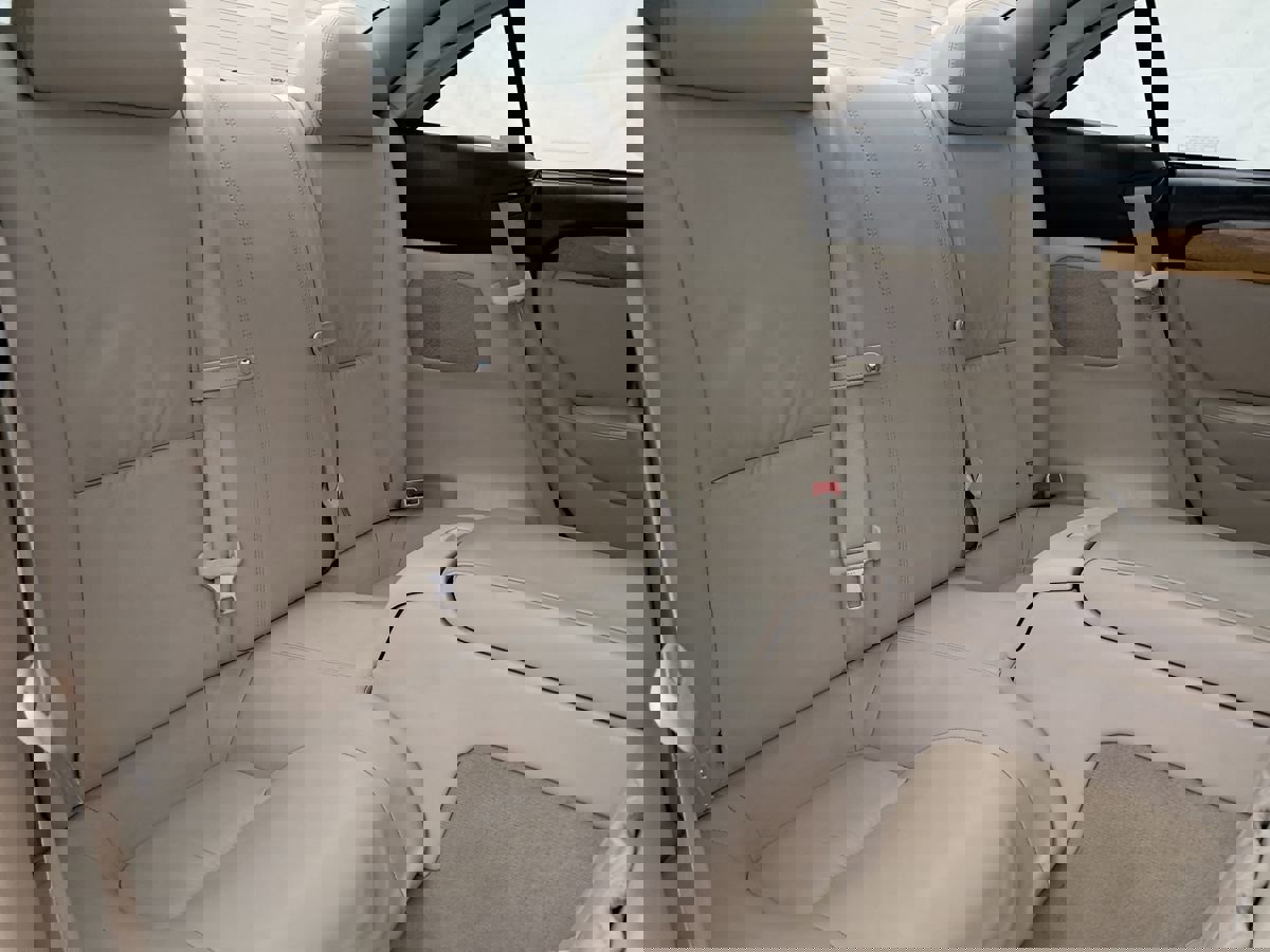 Used 2002 Lexus SC 430 Convertible image 27