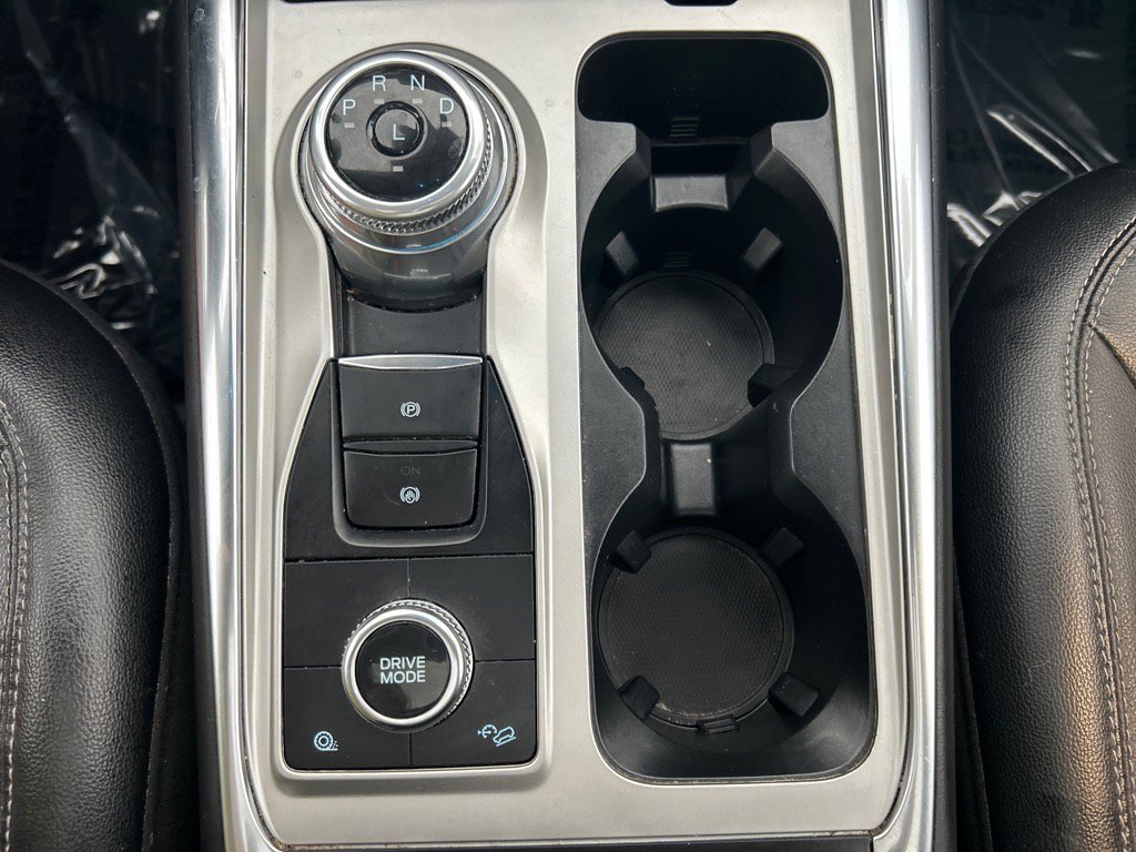 Used 2022 Ford Explorer Limited w/ Equipment Group 301A image 35