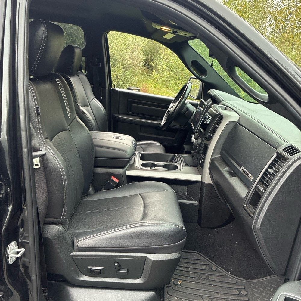 Used 2018 RAM 1500 Rebel w/ Luxury Group AWD/4WD image 6