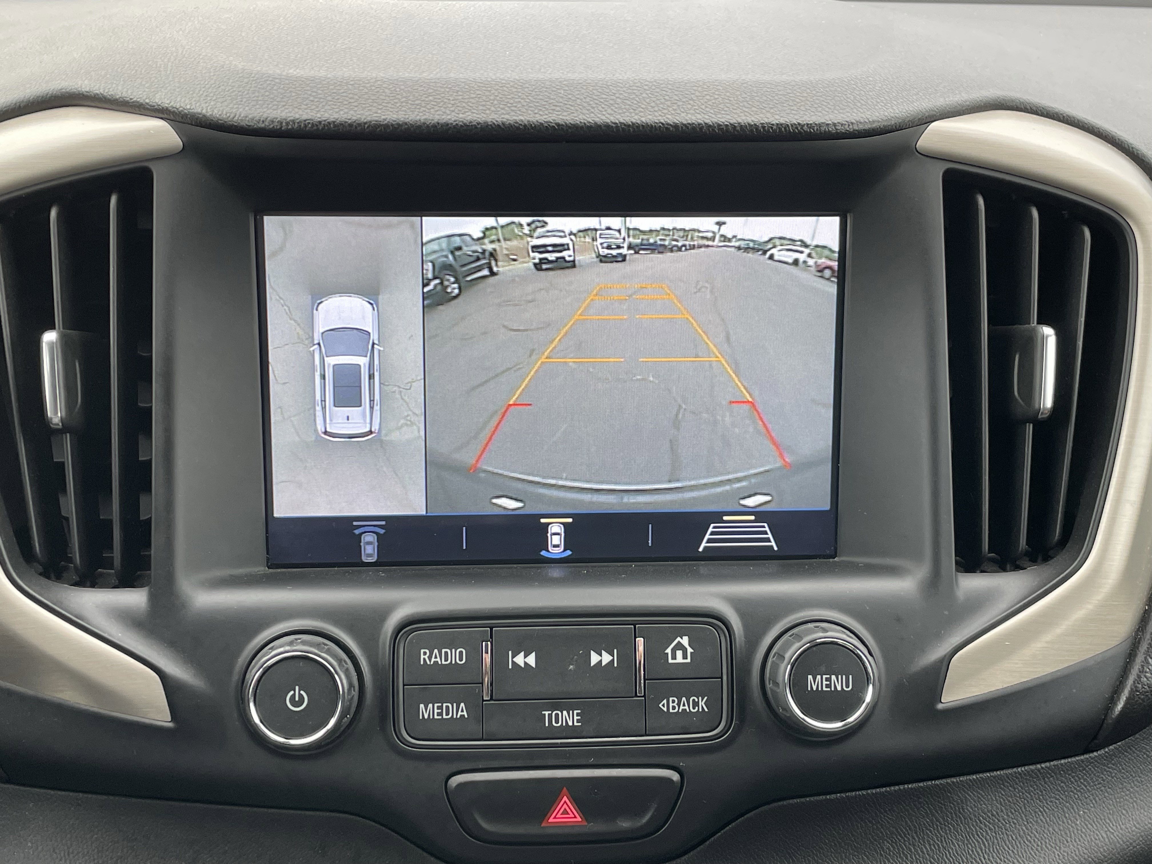 Used 2018 GMC Terrain Denali w/ Advanced Safety Package image 30