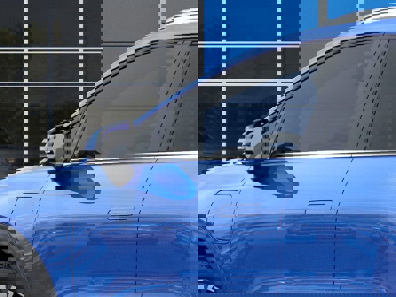 New 2026 Chevrolet Equinox EV LT image 12