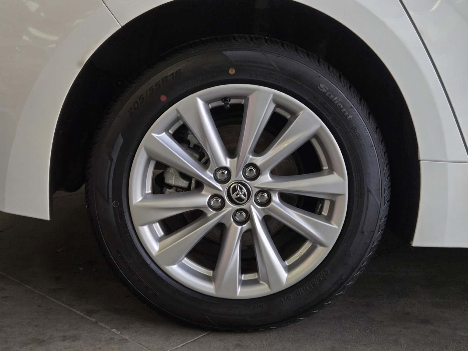 Certified 2023 Toyota Corolla XLE image 5