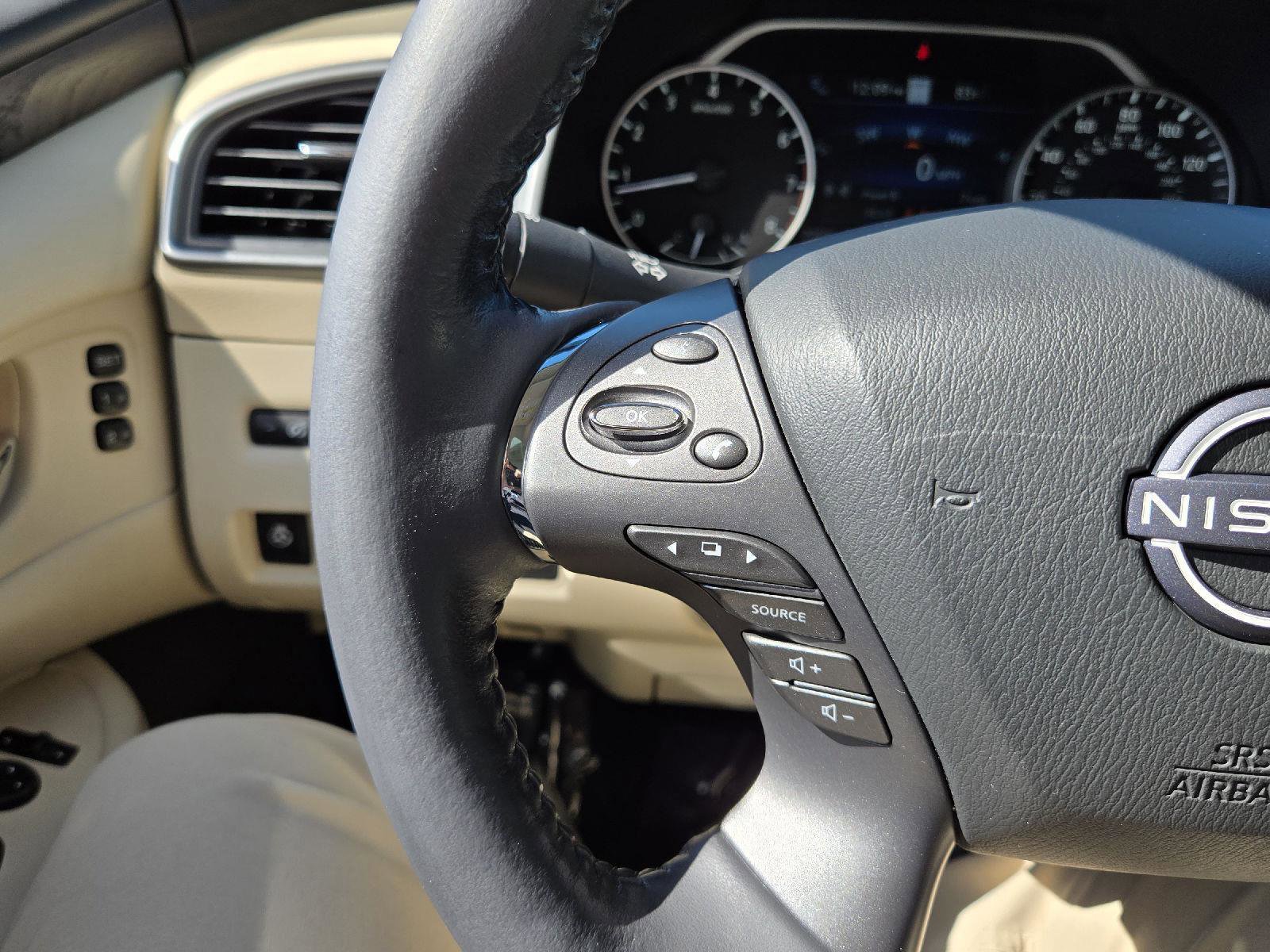 Used 2023 Nissan Murano Platinum w/ Cargo Package image 30