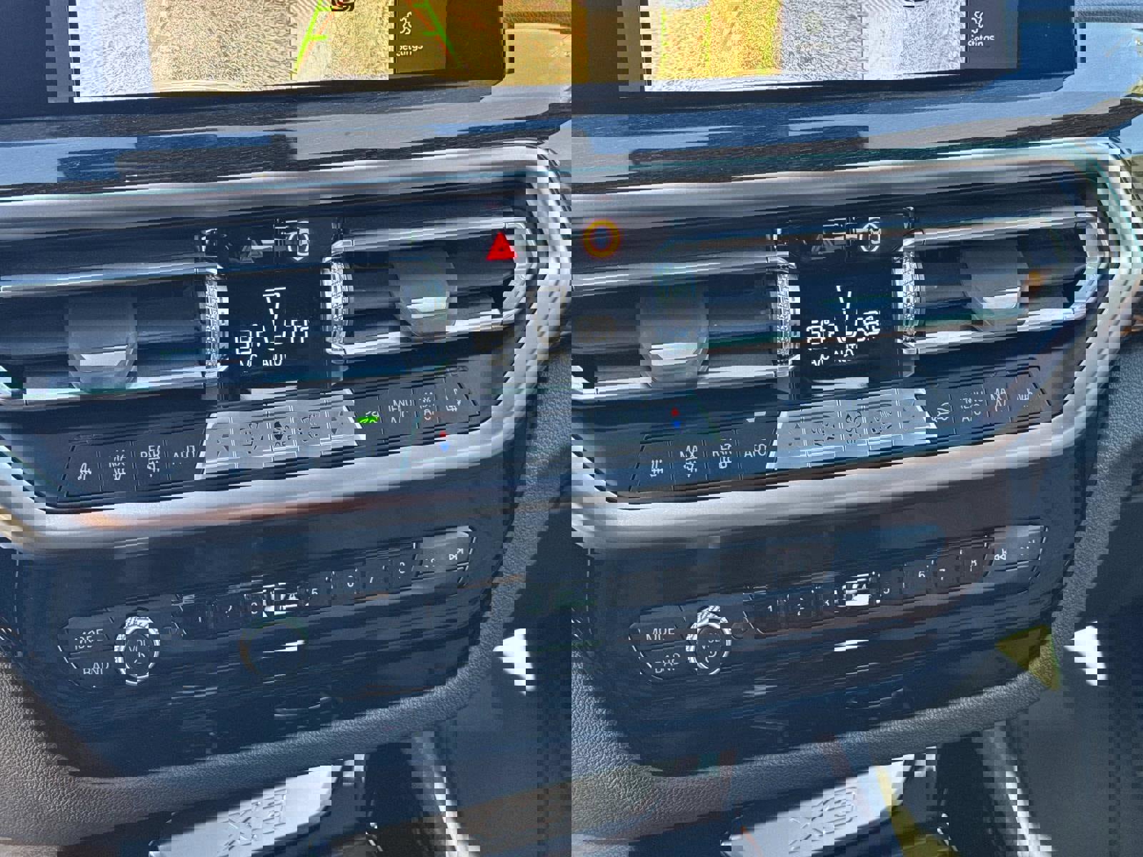 Used 2024 BMW X3 xDrive30i w/ Convenience Package image 26